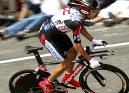 人人体育直播-英超代表性球队有哪些?它们代表了英超的哪些风格和特色?(英超球队的风格特点)